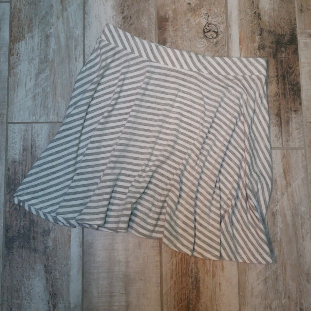 Grey and white striped skater skirt